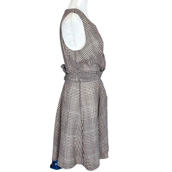 Maison Jules Tie Front Fit Flare Dress Houndstooth Sz 10 Burgundy Black Cream - Picture 2 of 10
